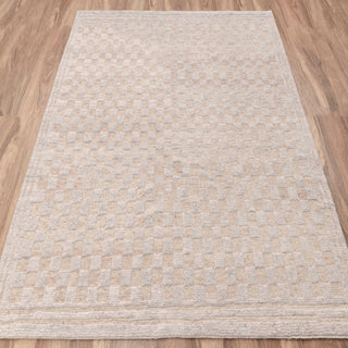 Modern Ivory Checkered Handwoven Wool Rug – Minimal Geometric Flatweave Carpet