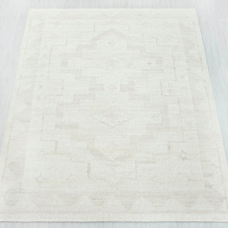 Medallion Tribal Flatweave Rug | Ivory & Warm White